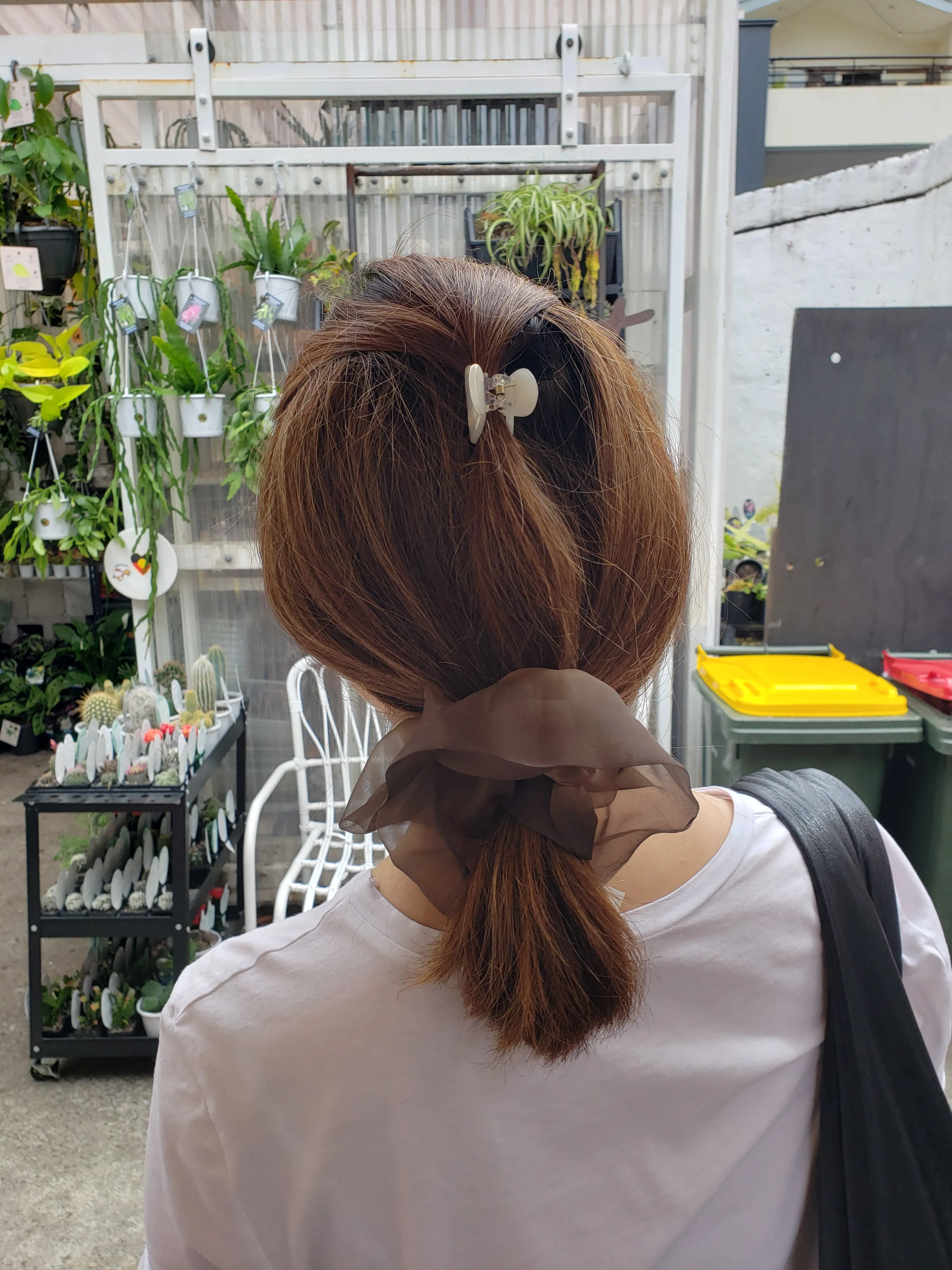 Mini Scrunchie In Beige Taupe Duo